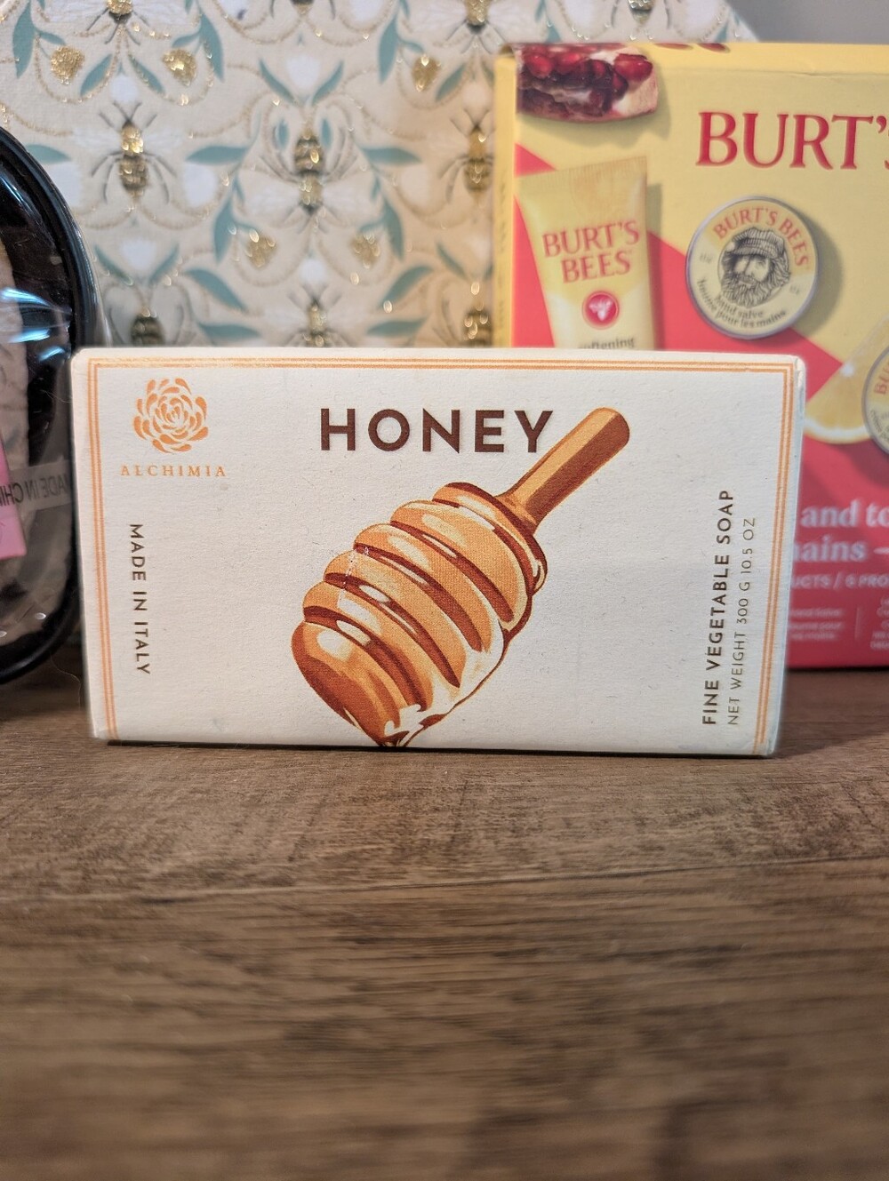 Bee Bundle with Burt's Bees Products and Much More - Picture 14 of 14
